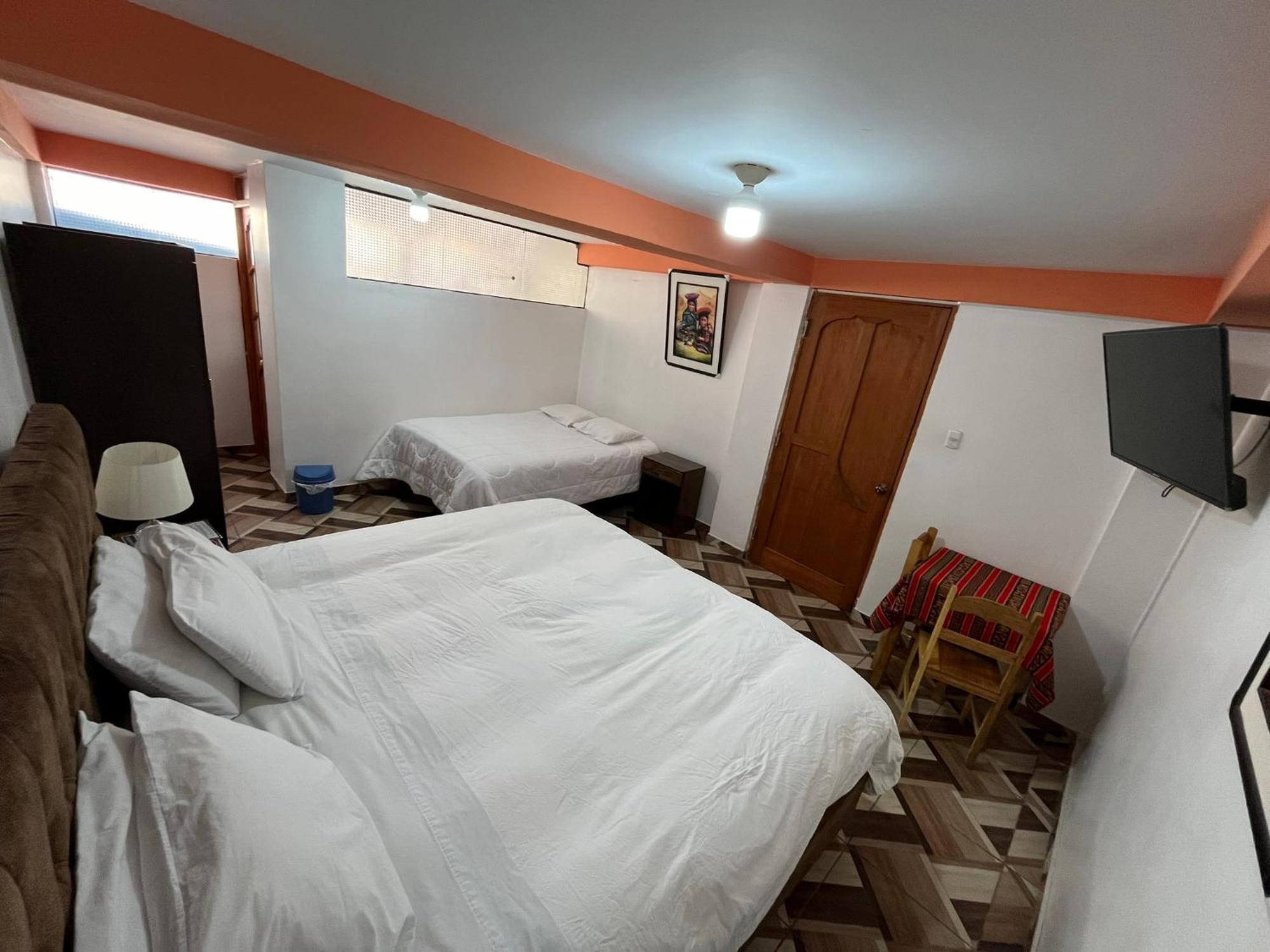 Hostel Apu Qhawarina Ollantaytambo Bagian luar foto