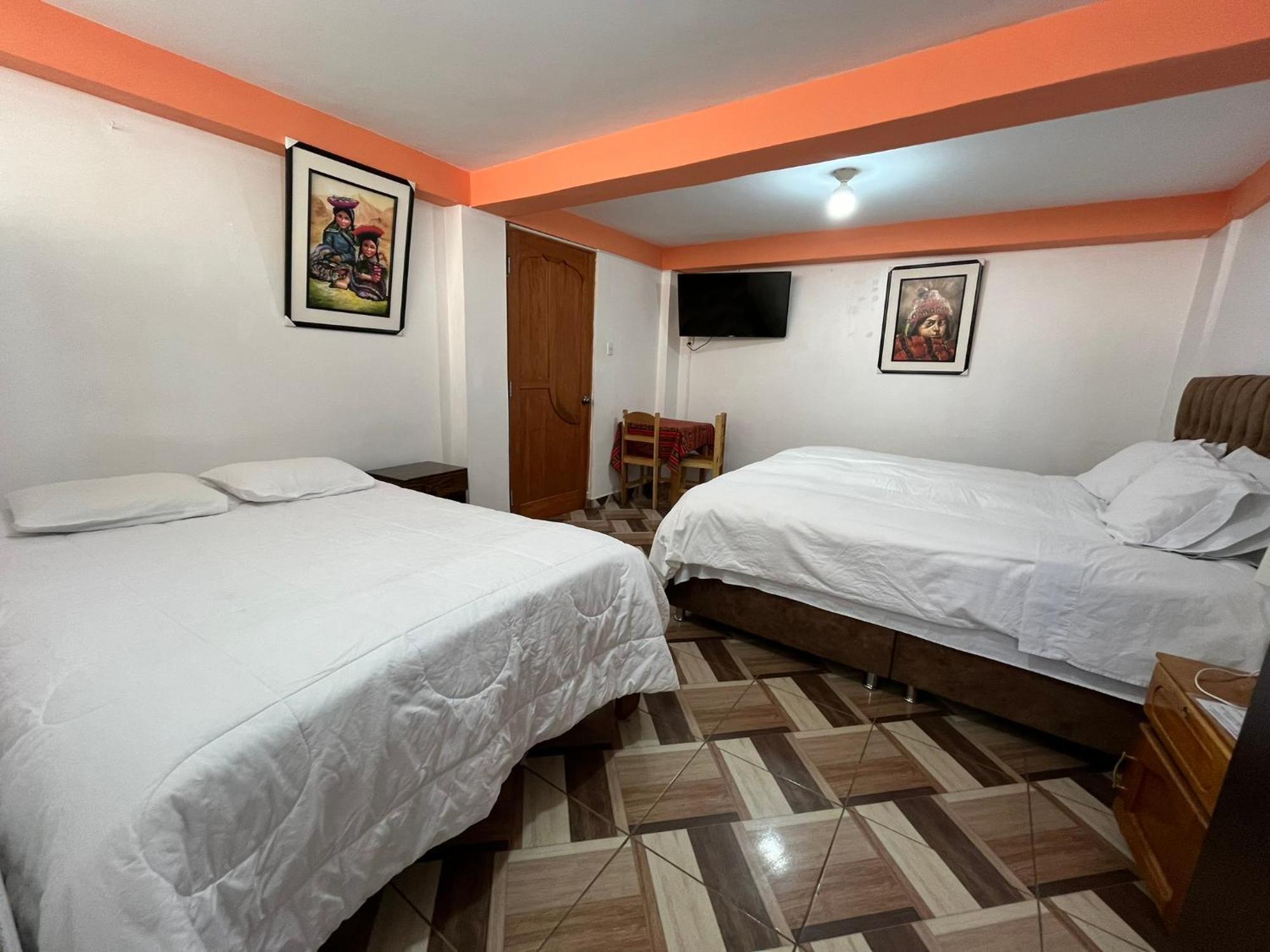 Hostel Apu Qhawarina Ollantaytambo Bagian luar foto