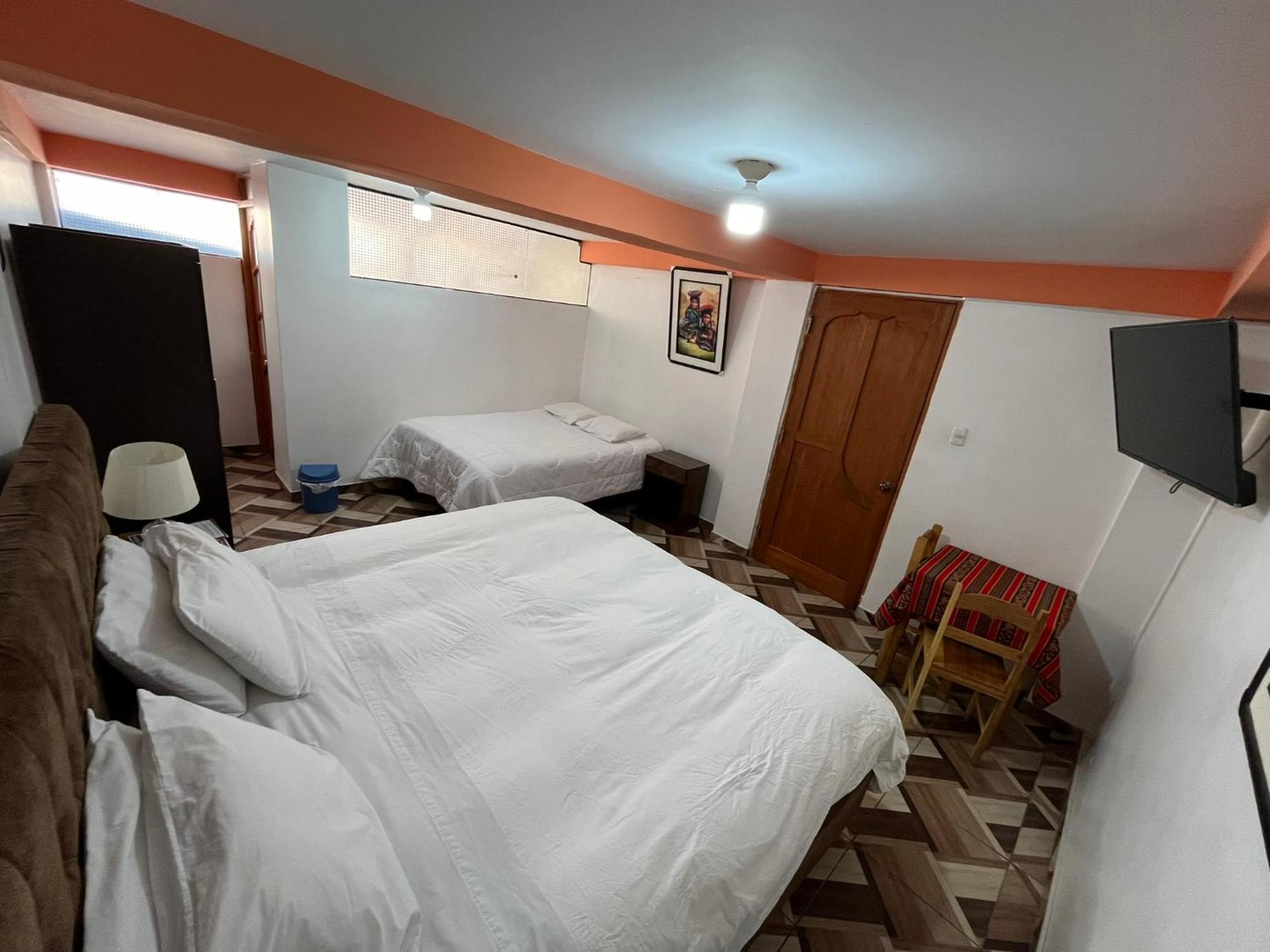 Hostel Apu Qhawarina Ollantaytambo Bagian luar foto