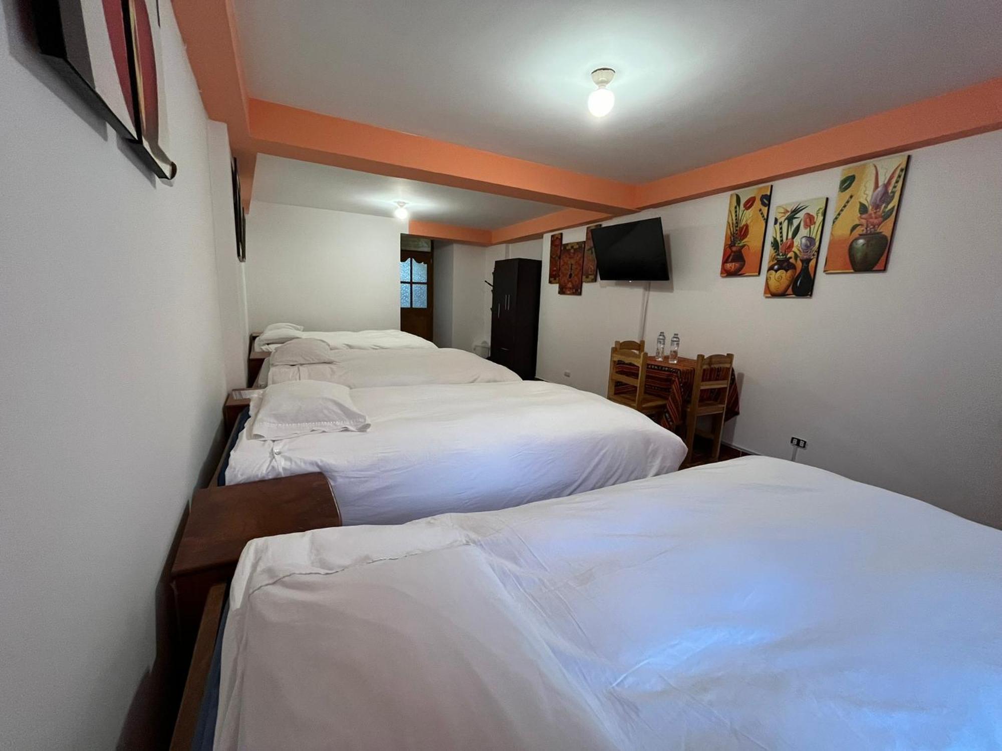 Hostel Apu Qhawarina Ollantaytambo Bagian luar foto