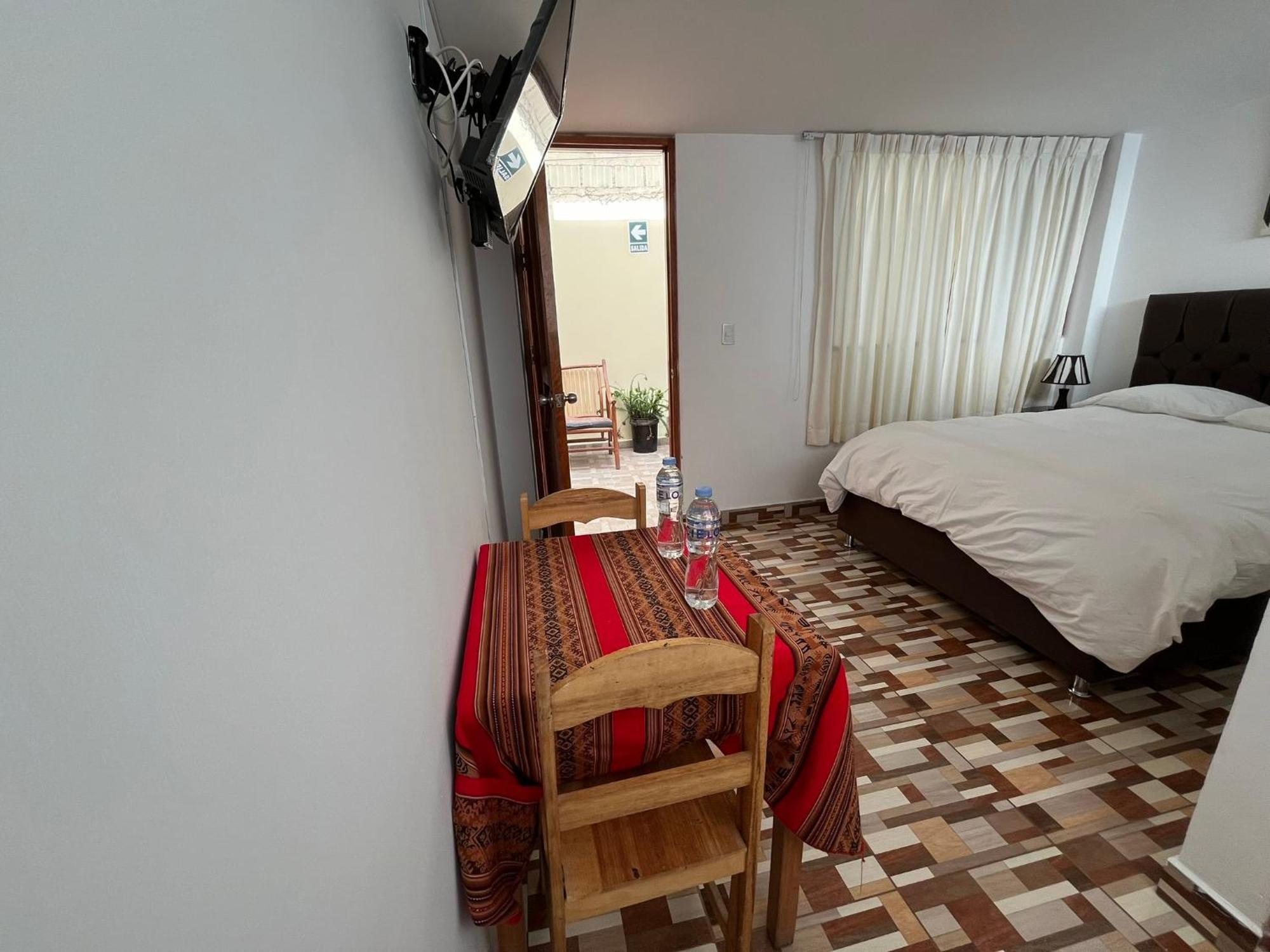 Hostel Apu Qhawarina Ollantaytambo Bagian luar foto