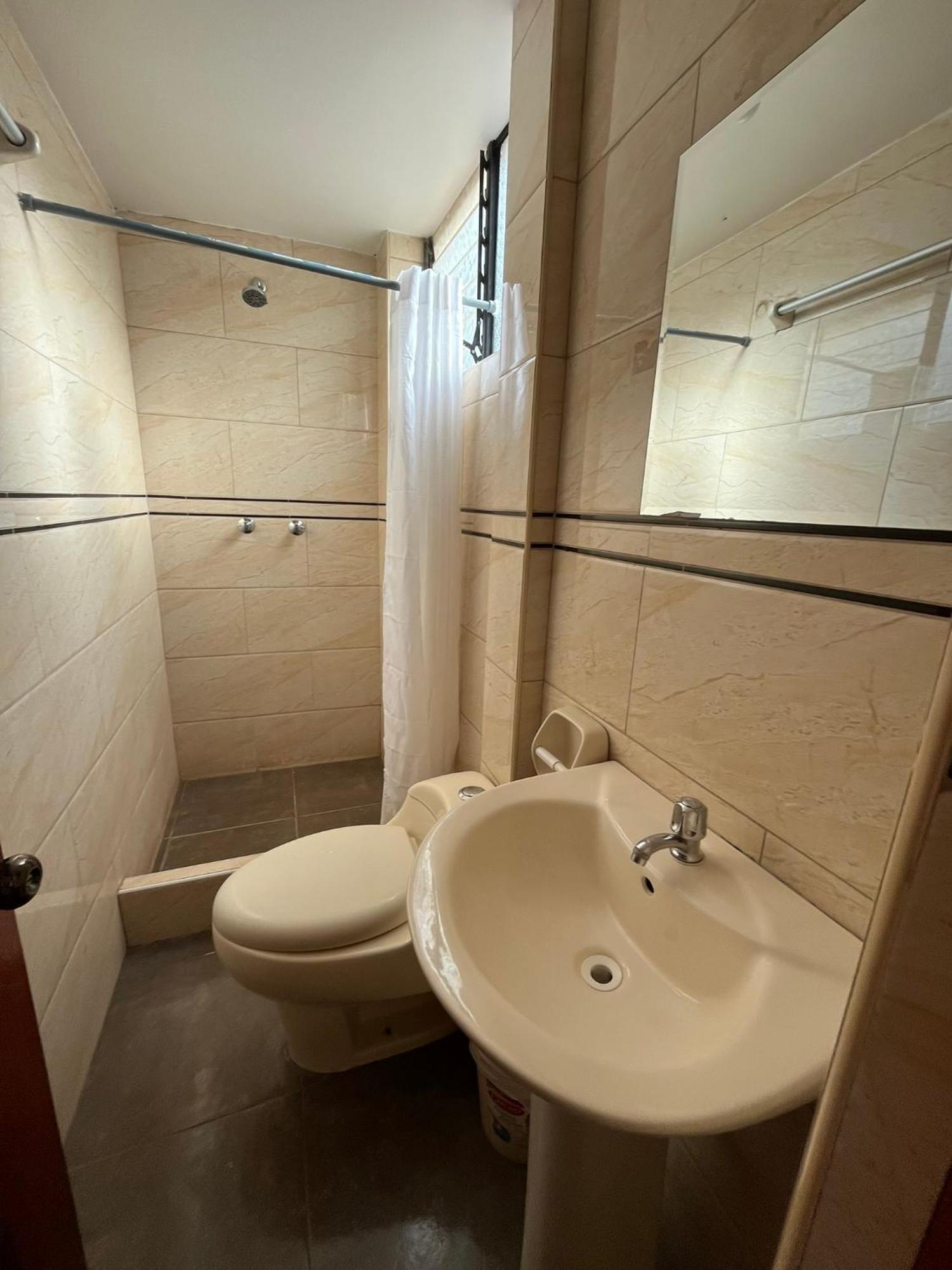 Hostel Apu Qhawarina Ollantaytambo Bagian luar foto