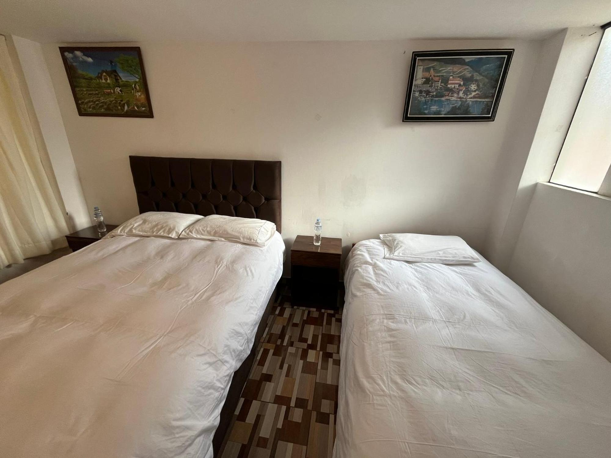 Hostel Apu Qhawarina Ollantaytambo Bagian luar foto