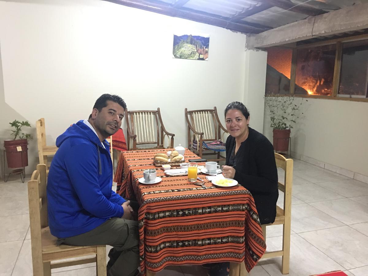 Hostel Apu Qhawarina Ollantaytambo Bagian luar foto