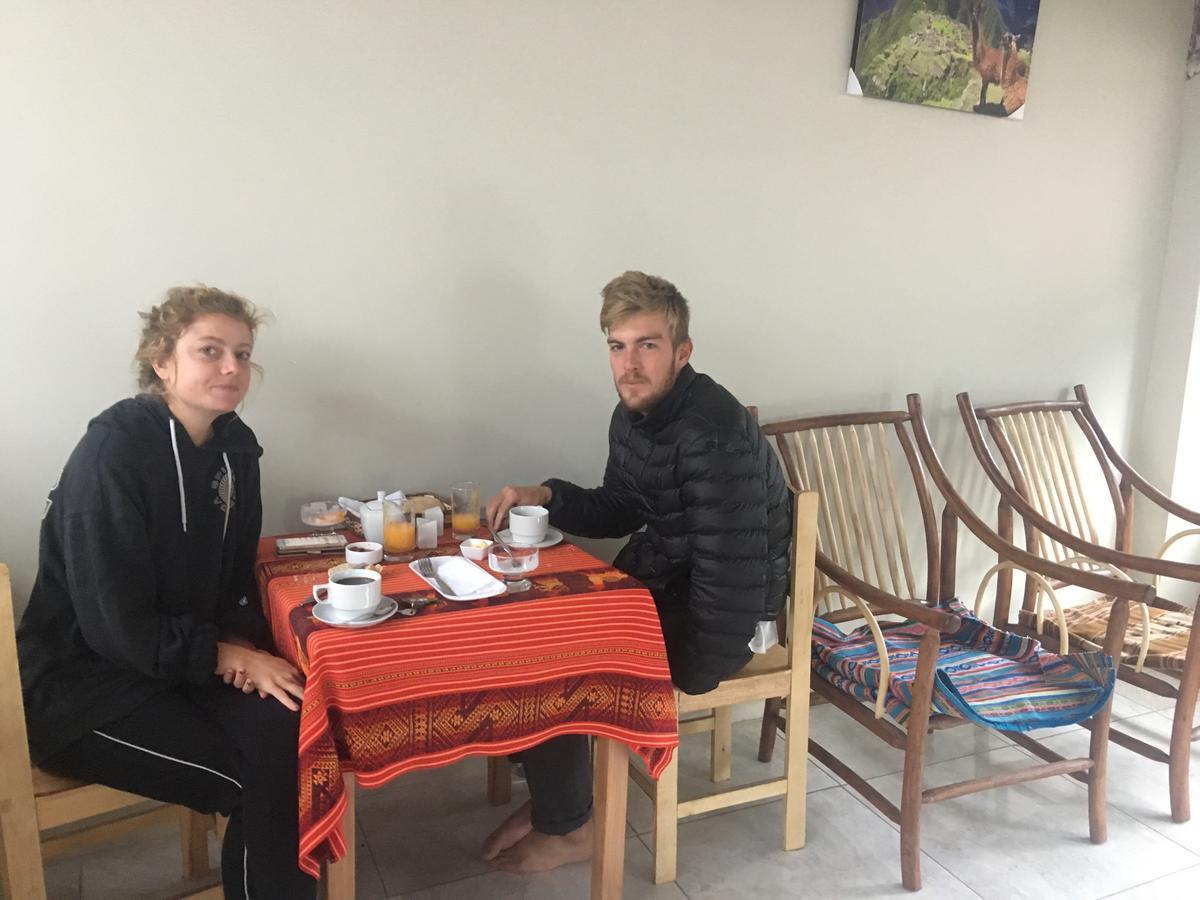 Hostel Apu Qhawarina Ollantaytambo Bagian luar foto