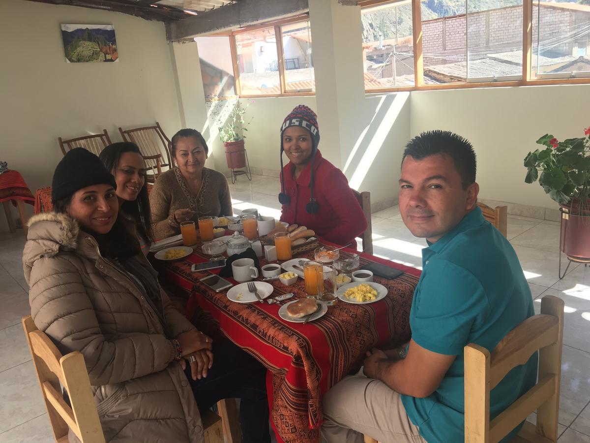 Hostel Apu Qhawarina Ollantaytambo Bagian luar foto